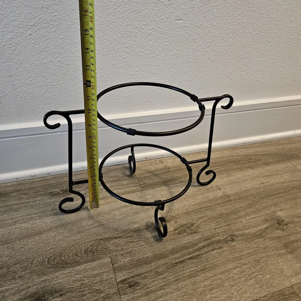 Southern Living at home‎ black metal iron 2 tiers stand cake dessert holder